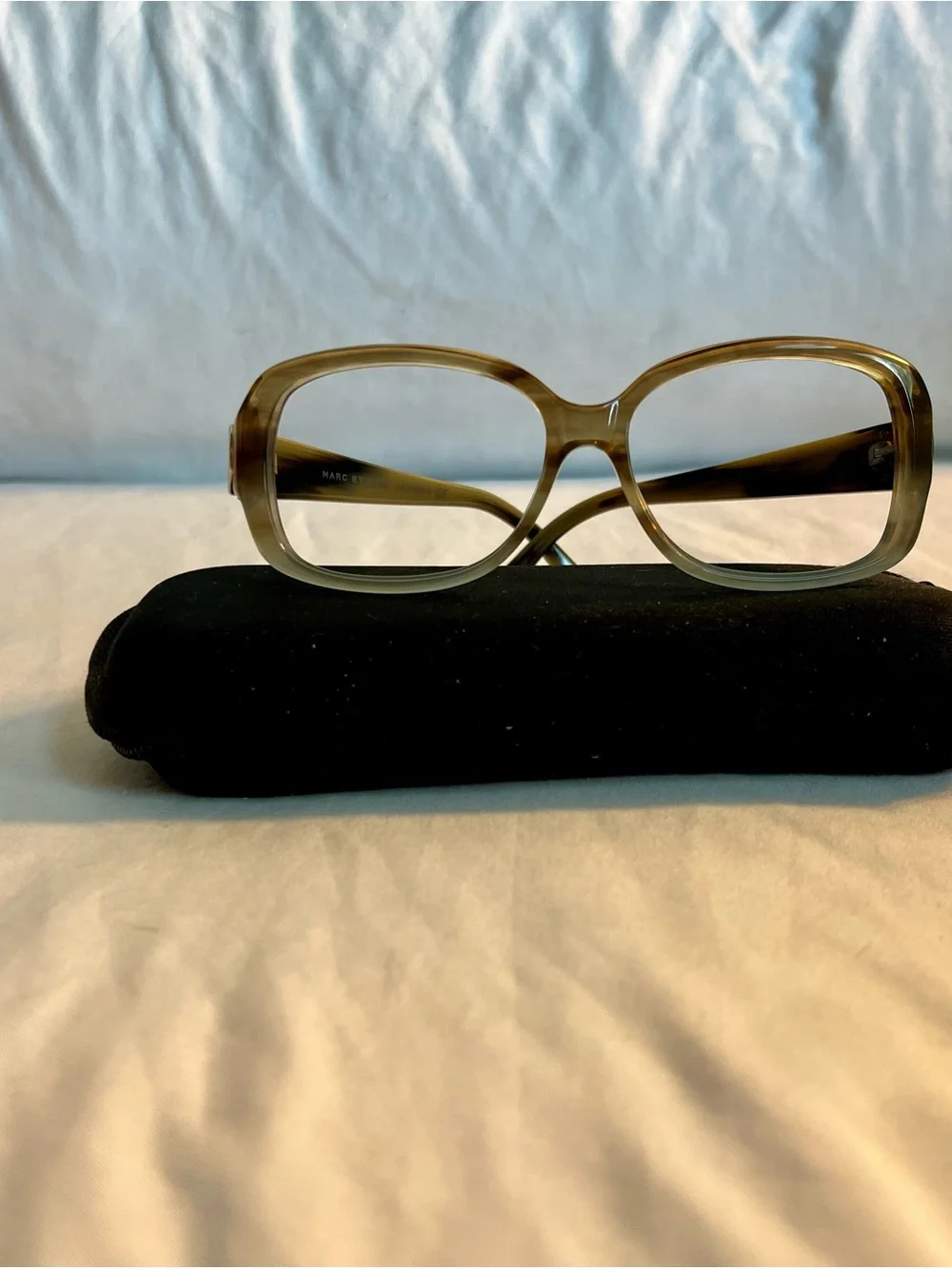 Marc Jacobs Olive-Toned Oversized Women's Glasses/sunglasses